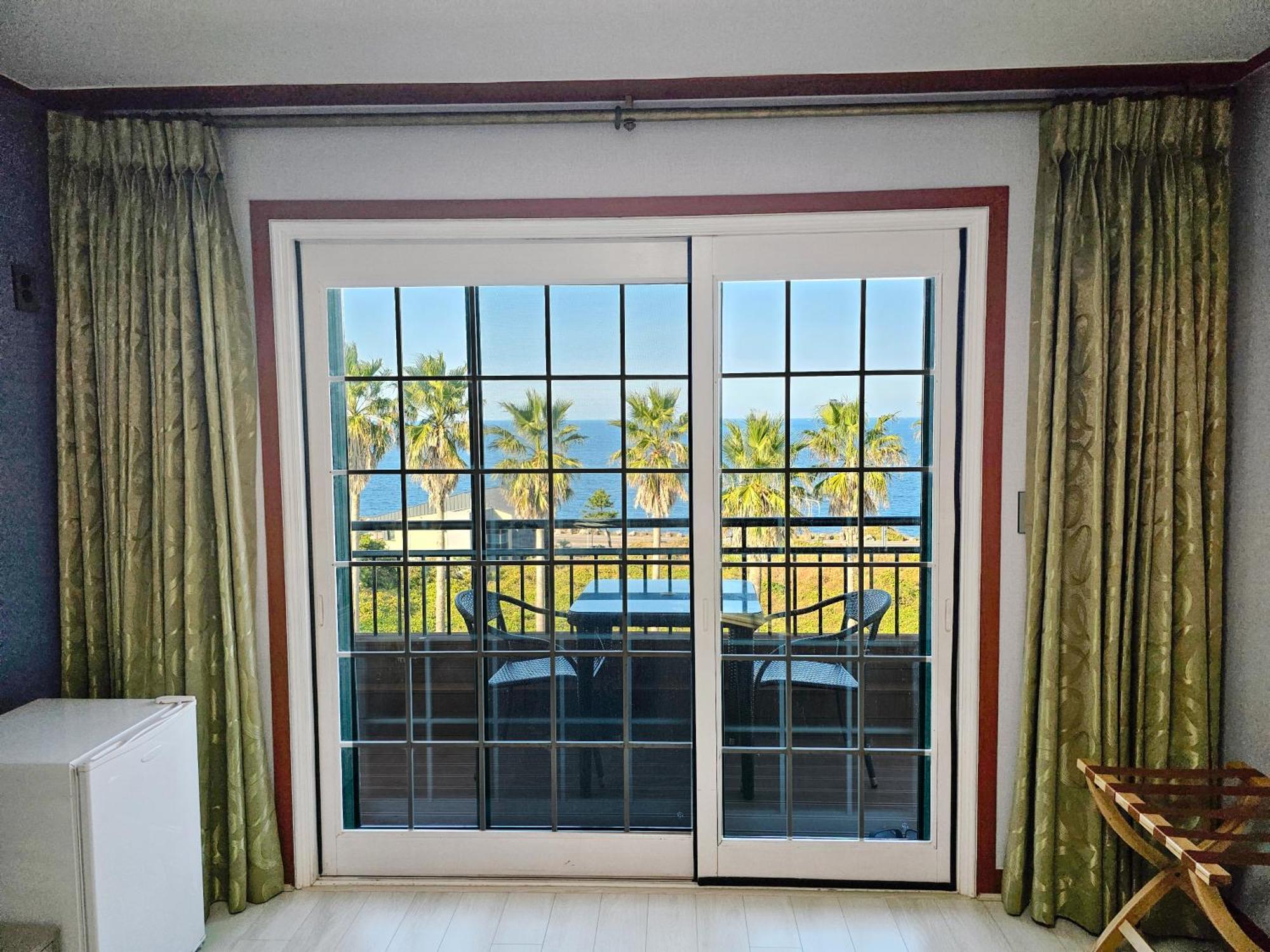 Sea Cliff Hotel 济州市 外观 照片