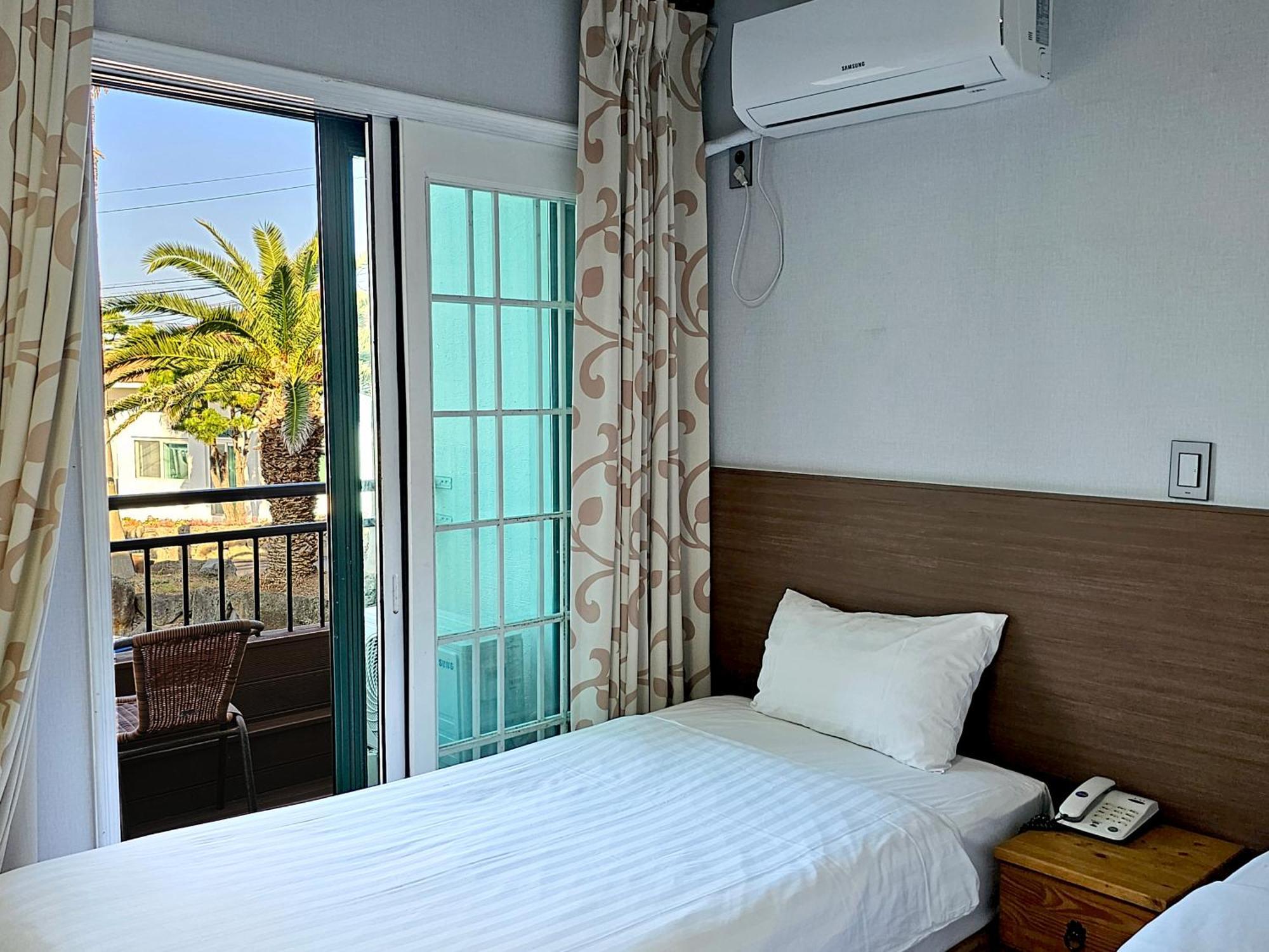 Sea Cliff Hotel 济州市 外观 照片
