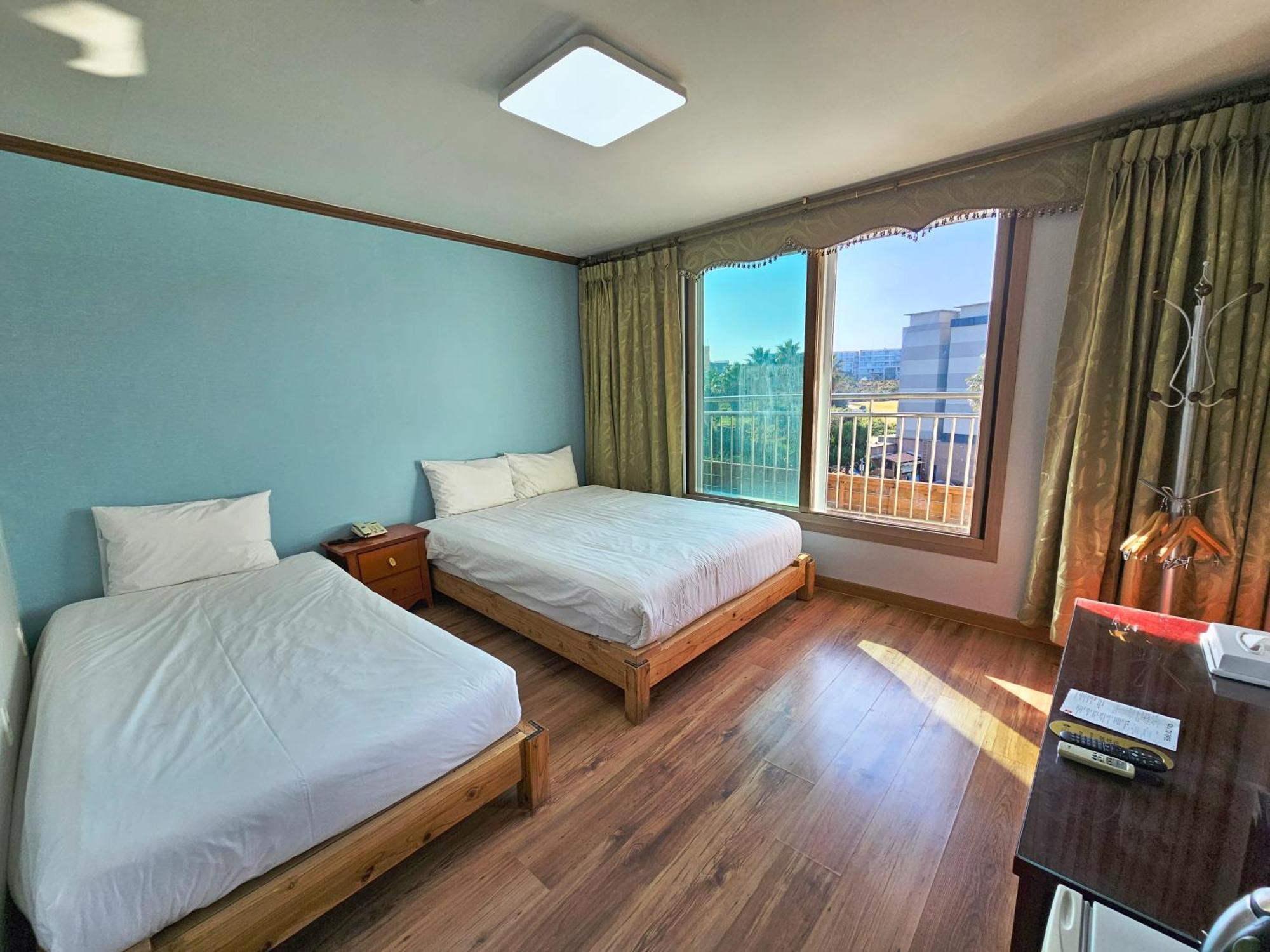 Sea Cliff Hotel 济州市 客房 照片